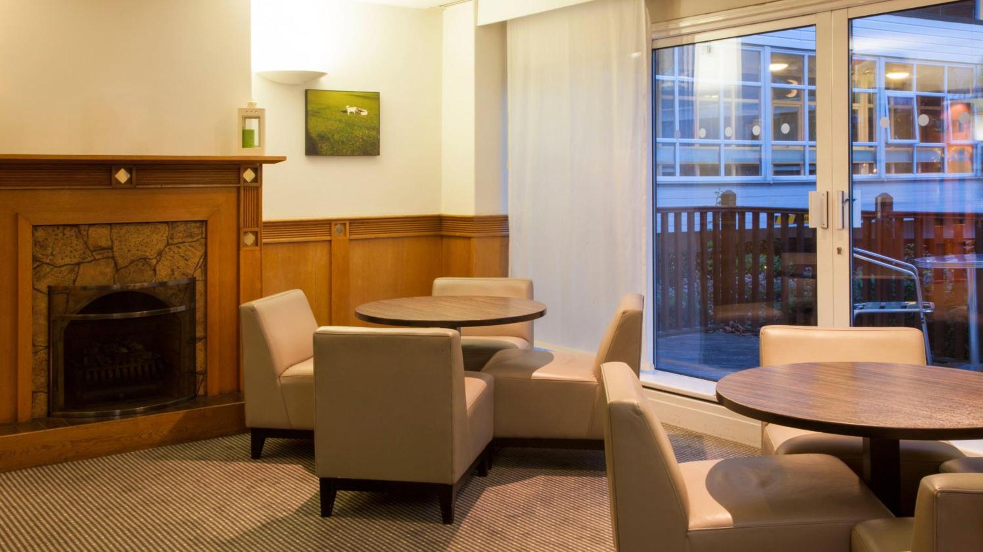 Holiday Inn Washington By Ihg Exterior photo